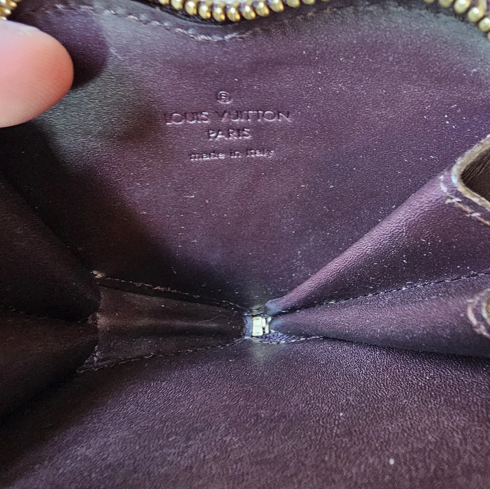 Louis Vuitton Vernis Purple Patent Leather Heart Coin purse